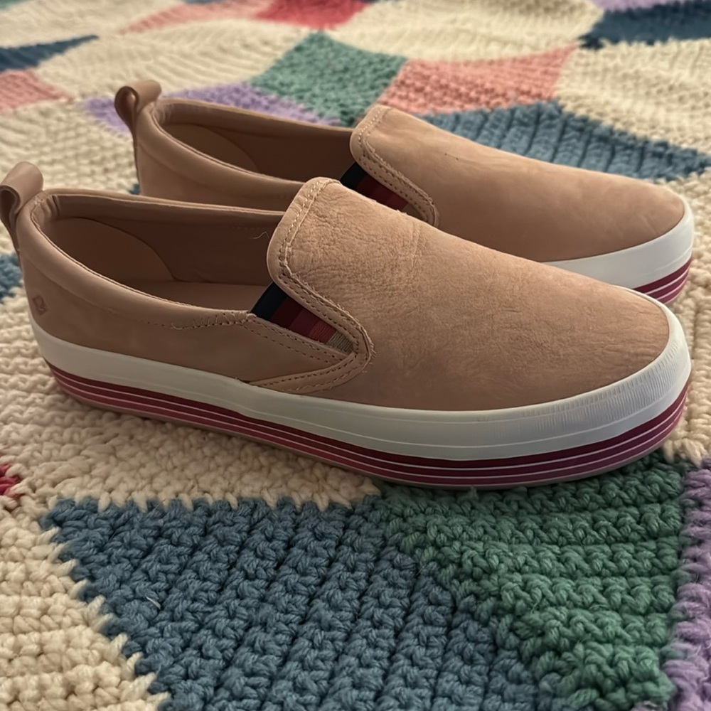 🌸Sperry Slip On Shoes🌸